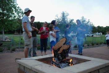 2010-10-07-15 1st Firepit Cookout.jpg